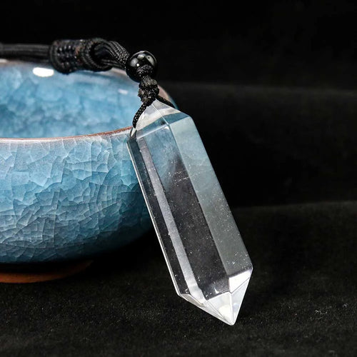 "Handcrafted Double-Point Natural Quartz Healing Necklace – Perfect for Meditation and Balance, Unisex Stone Pendant with a Touch of Zen."